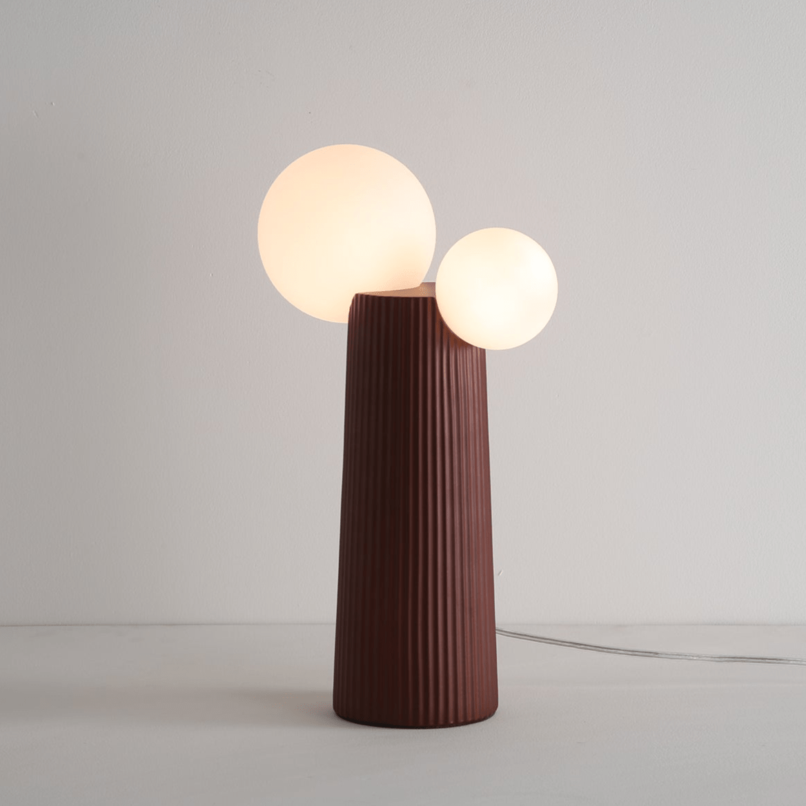 Land Table Lamp ∅ 8.2″ x H 15.7″ / Dark Red / US Plug 1001 Table lamp