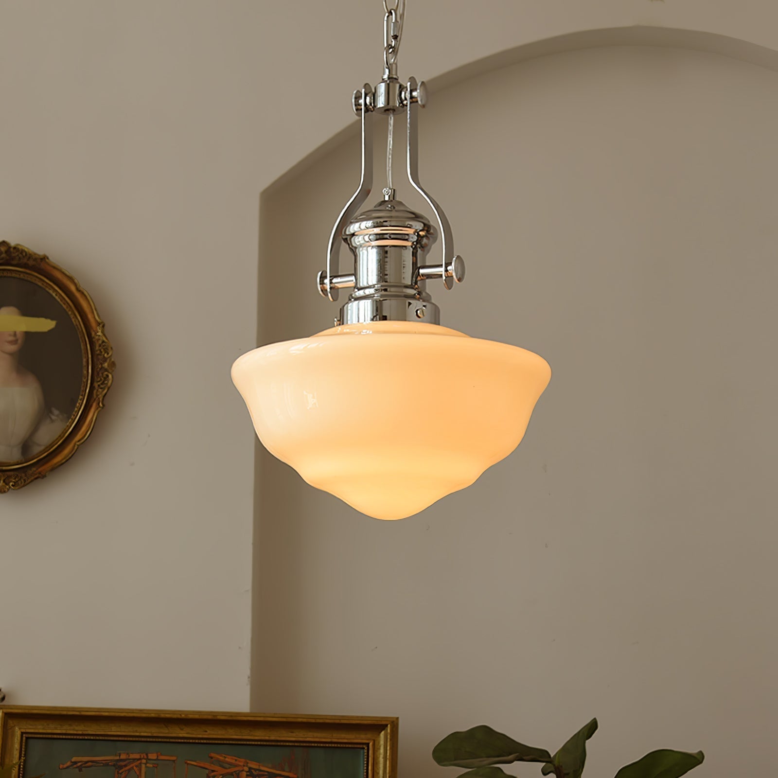 Lavagna Schoolhouse Pendant Light ∅ 11.8″ x H 19.3″ / Dia 30cm x H 43cm / Chrome & White Pendant light