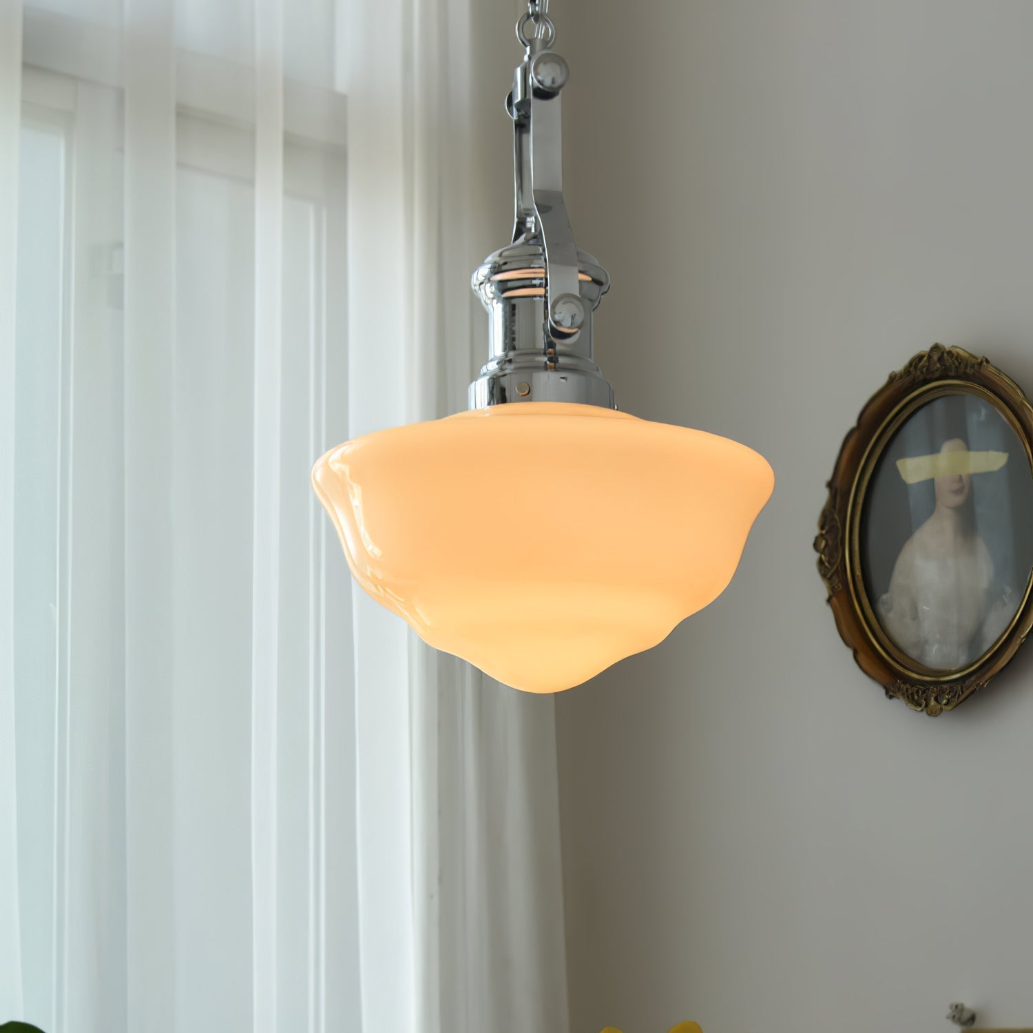 Lavagna Schoolhouse Pendant Light ∅ 11.8″ x H 19.3″ / Dia 30cm x H 43cm / Chrome & White Pendant light