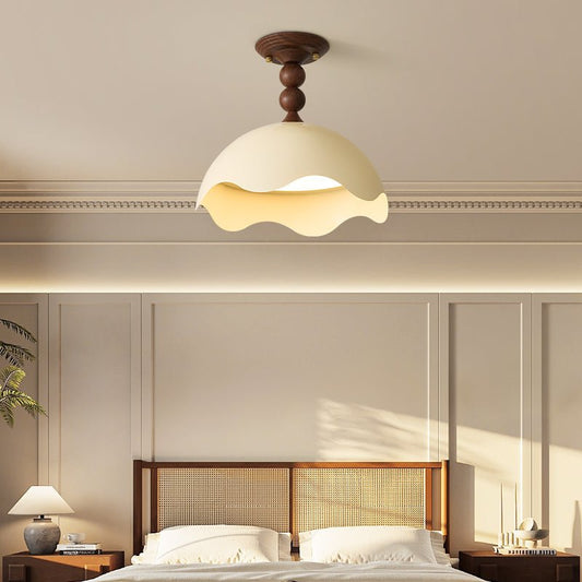 Liora Scallop Ceiling Light