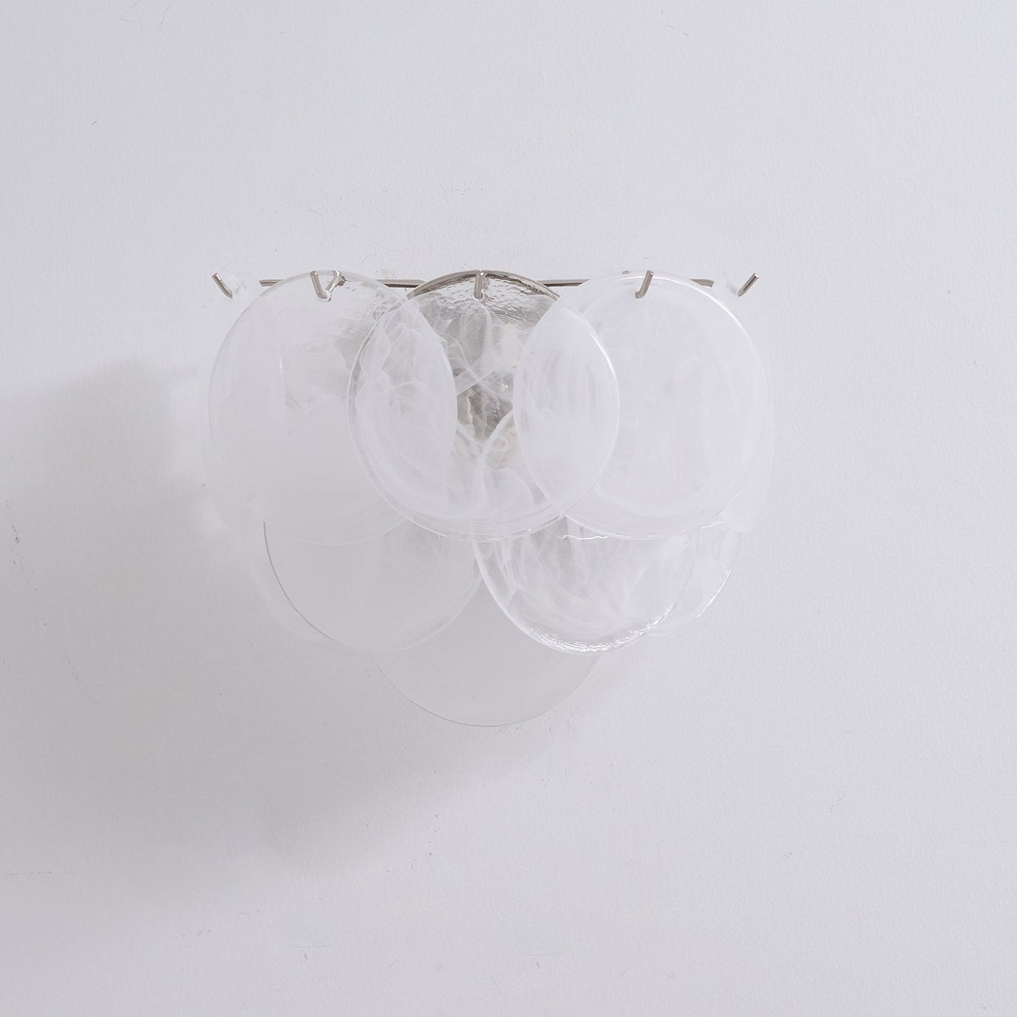 Lunaria Disc Murano Wall Lamp ∅ 13.4″ x W 9.1″ x H 11″ / White 1001 Wall lamp