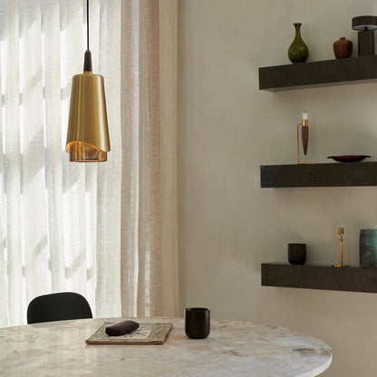 Androgyne Round Dining Table