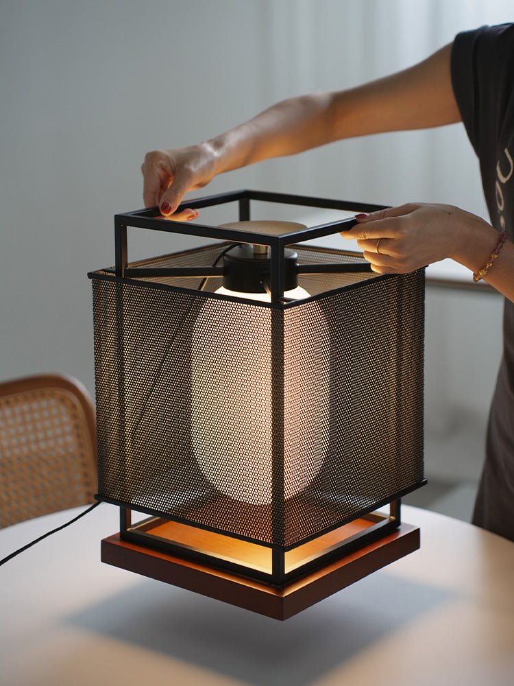 Maelis Table Lamp