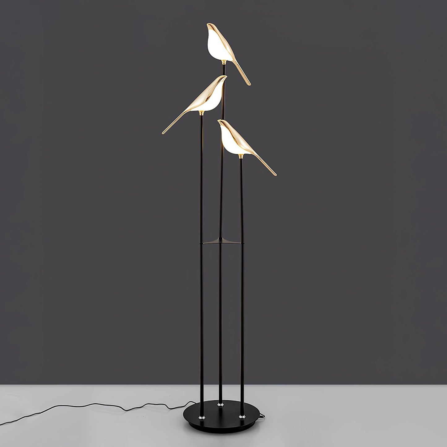 Magpie Perch Floor Lamp ∅ 11.8″ x H 59.8″ / Black & Gold / US Plug Floor lamp