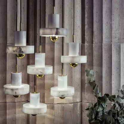 Marble Aura Pendant Lamp ∅ 7.1″ x H 6.3″ / Gold & White / Warm Light Pendant light