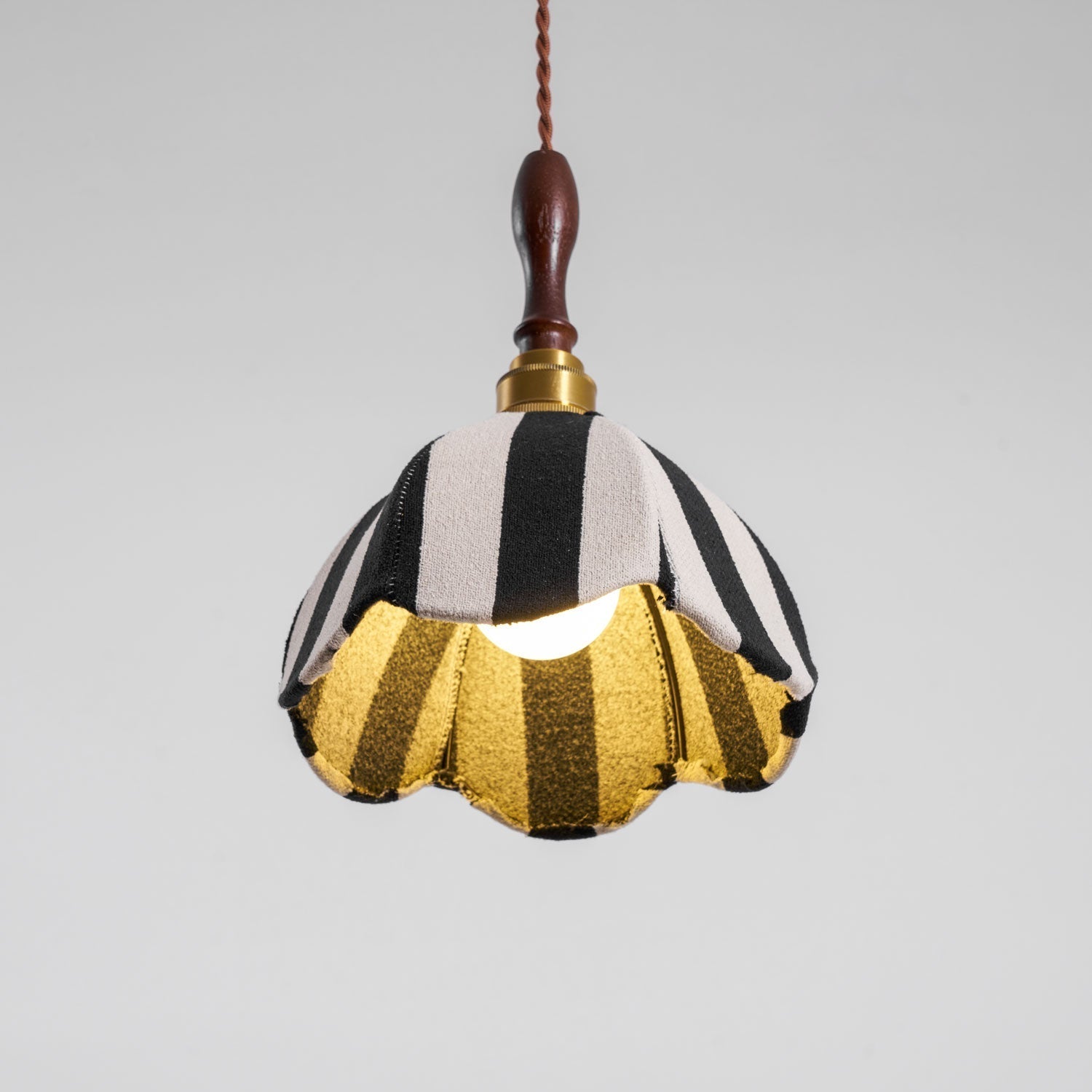 Marbre Stripe Pendant Light ∅ 7.9’’ x H 11’’ / Black & White 1001 pendant Lamp