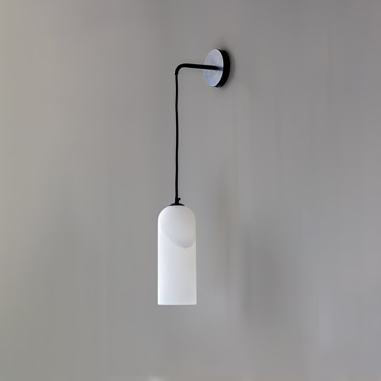 Monty Wall Lamp Model B ∅ 3.9″ x H 10.2″ / Dia 10cm x H 26cm / Black & White / Single Wall lamp