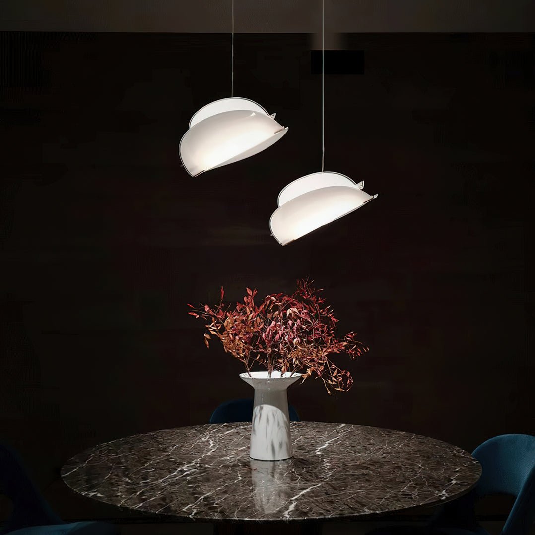 Moth Pendant Lamp ∅ 18.9″ x H 13.8″ / Dia 48cm x H 35cm / Gold & White Pendant light