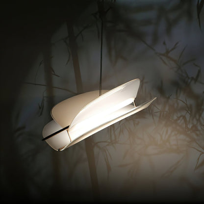 Moth Pendant Lamp ∅ 18.9″ x H 13.8″ / Dia 48cm x H 35cm / Gold & White Pendant light