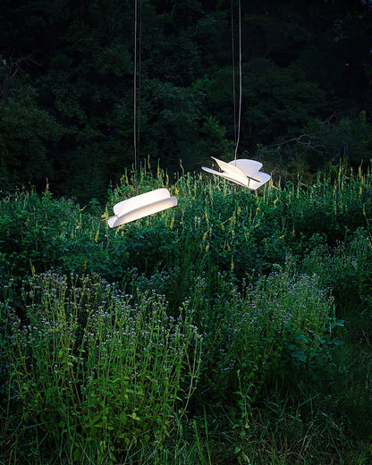 Moth Pendant Lamp ∅ 18.9″ x H 13.8″ / Dia 48cm x H 35cm / Gold & White Pendant light