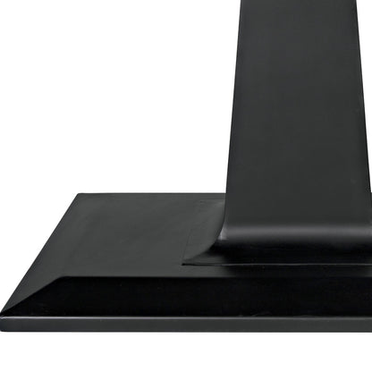 Amboss Dining Table