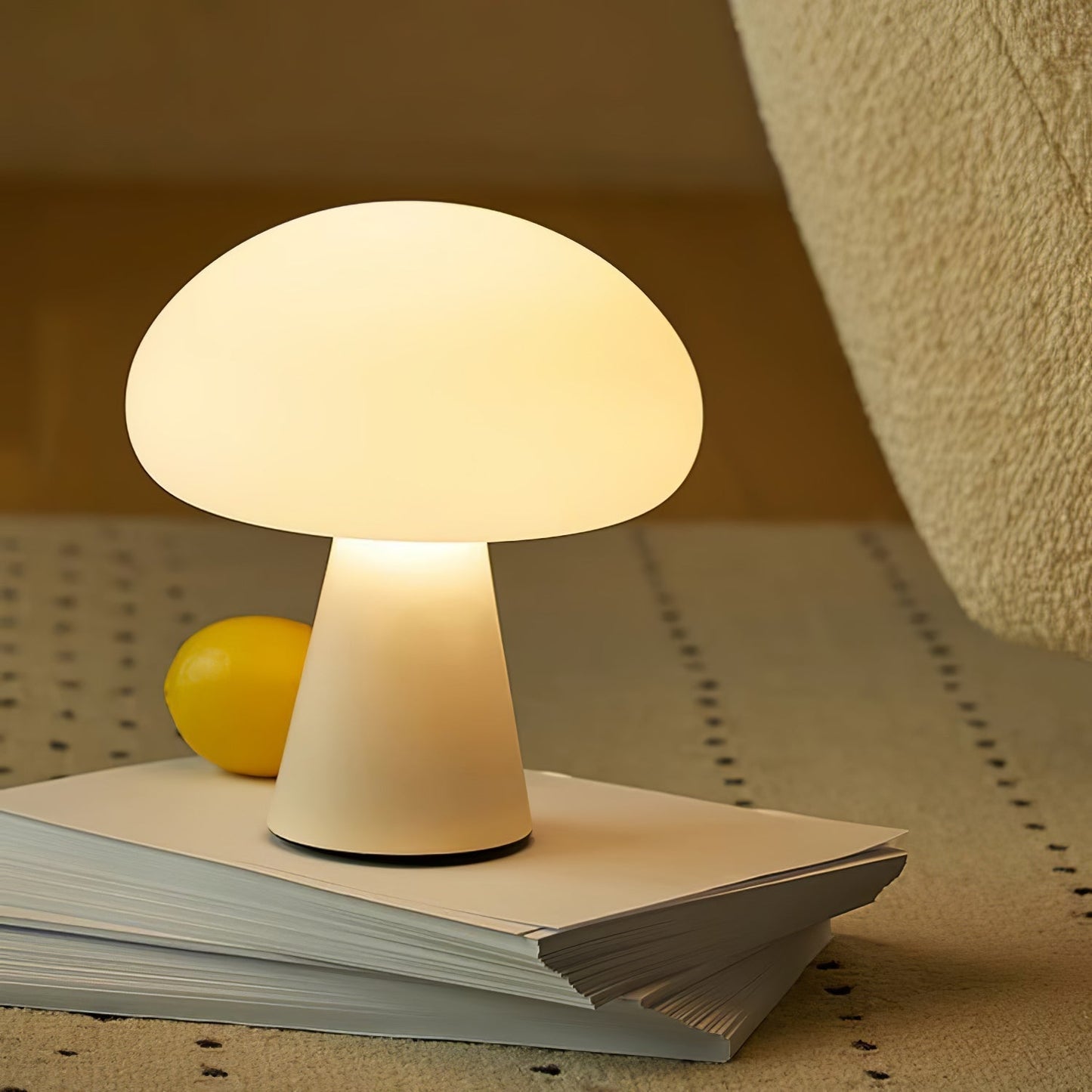 Obello Portable Built-in Battery Table Lamp ∅ 8.7″ x H 9.4″ / Dia 22cm x H 24cm / White / Three-Color Changing Light