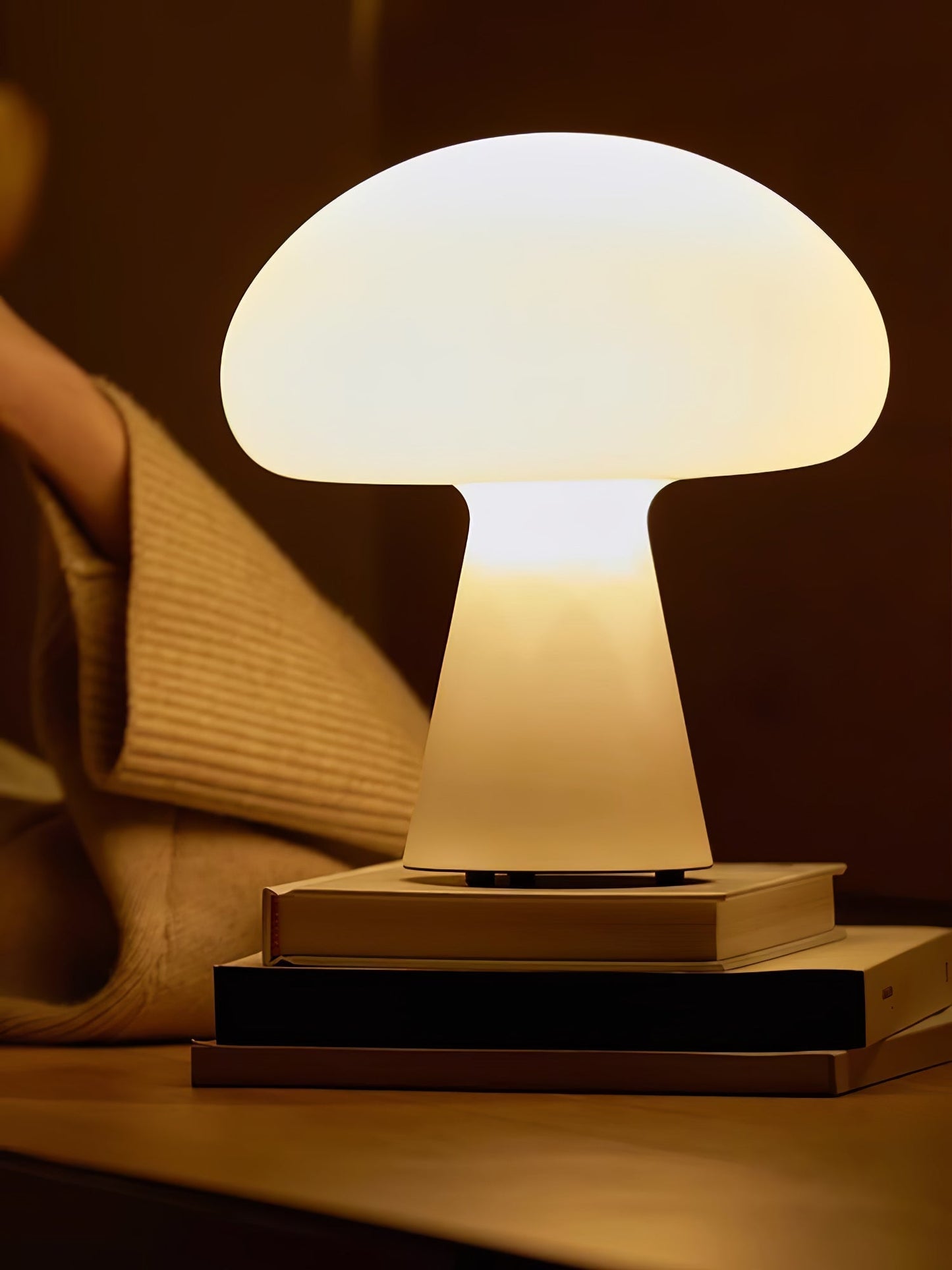 Obello Portable Built-in Battery Table Lamp ∅ 8.7″ x H 9.4″ / Dia 22cm x H 24cm / White / Three-Color Changing Light