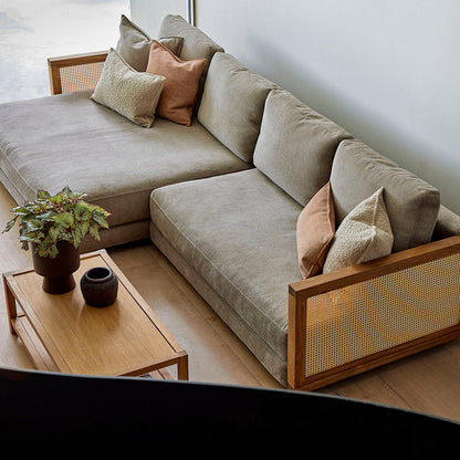 Scale 2-Seater Sofa with Double Daybed and Armrest