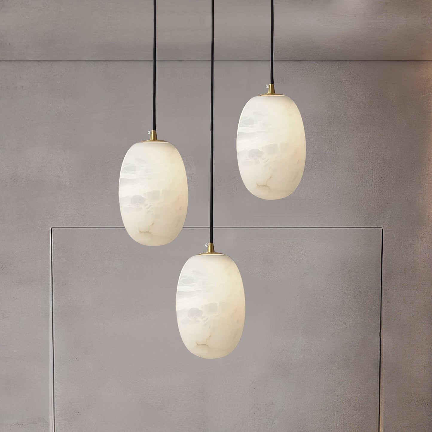 Pebble Alabaster Pendant Lamp ∅ 3.9″ x H 5.9″ / Dia 10cm x H 15cm / Brass & White Pendant light