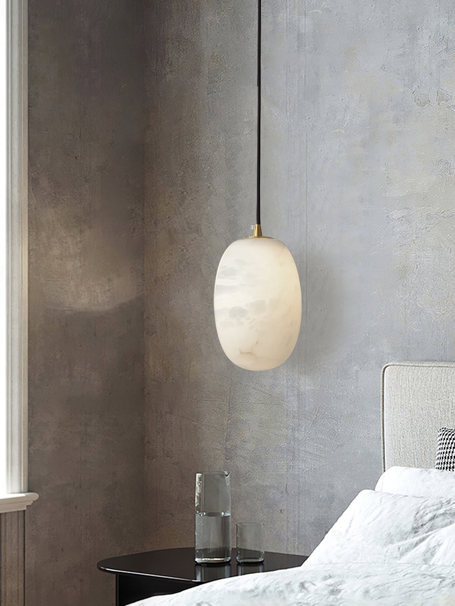 Pebble Alabaster Pendant Lamp ∅ 3.9″ x H 5.9″ / Dia 10cm x H 15cm / Brass & White Pendant light