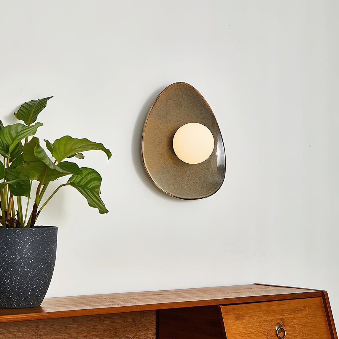 Pebble Disc Wall Light ∅ 11.8″ x H 10.2″ / Taupe 1001 Wall lamp