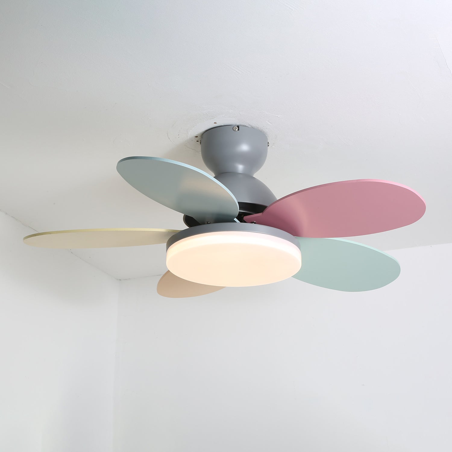 Petalo Ceiling Fan Light Grey & Colourful ∅ 35.4″ x H 11.0″ / Three-color Changing Light