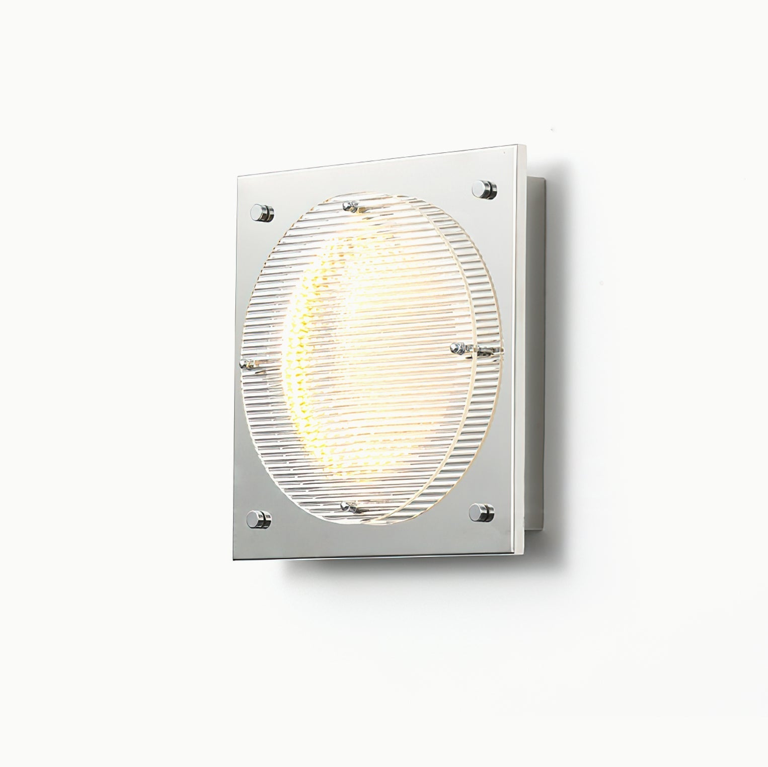 Prism Shield Wall Sconce ∅ 9.4″ x H 9.4″ / Chrome / Warm Light Wall lamp