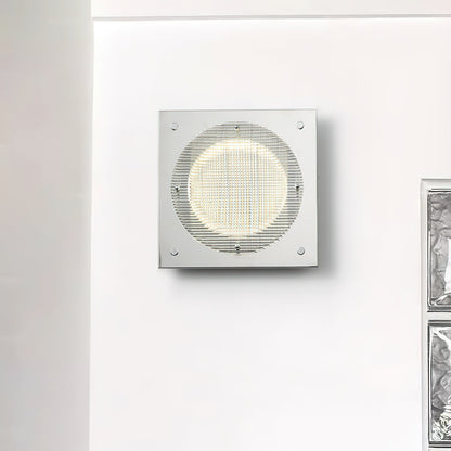 Prism Shield Wall Sconce ∅ 9.4″ x H 9.4″ / Chrome / Warm Light Wall lamp