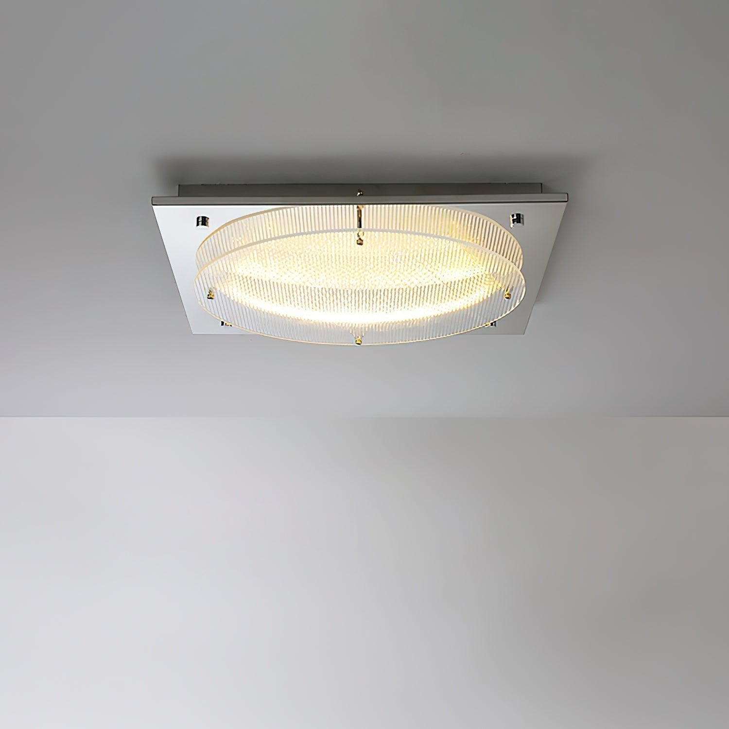 Prism Shield Wall Sconce ∅ 9.4″ x H 9.4″ / Chrome / Warm Light Wall lamp