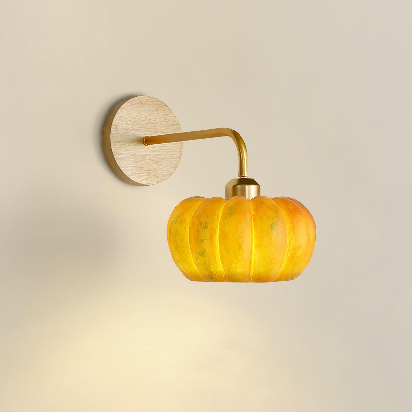 Pumpkin Wall Light ∅ 7.1″ x H 10.2″ / Dia 18cm x H 26cm / Yellow + Gold Wall lamp