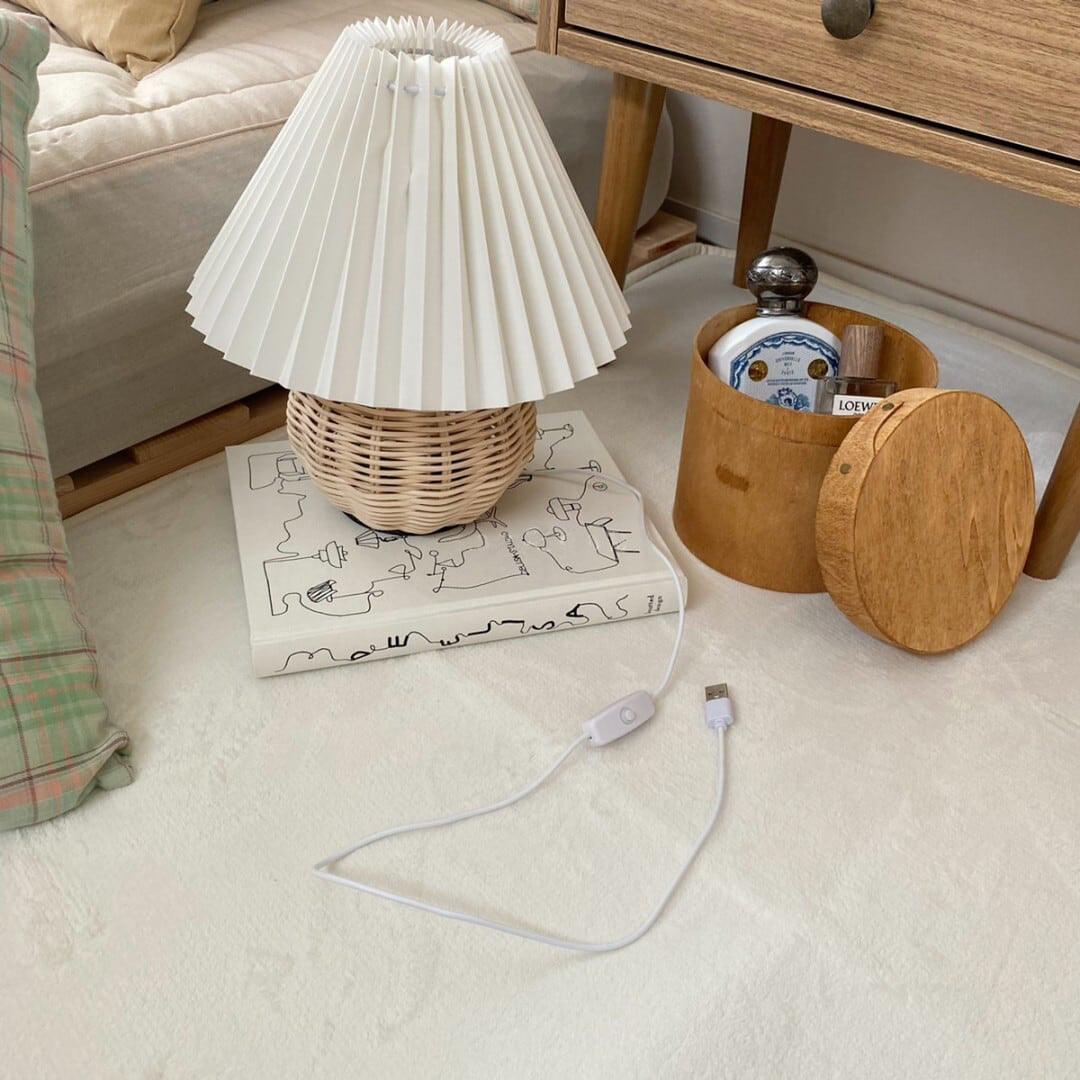 Rattan Pleated Table lamp ∅ 9.4″ x H 11″ / Dia 24cm x H 28cm / White & Nature rattan / USB Plug 灯具