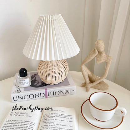 Rattan Pleated Table lamp ∅ 9.4″ x H 11″ / Dia 24cm x H 28cm / White & Nature rattan / USB Plug 灯具