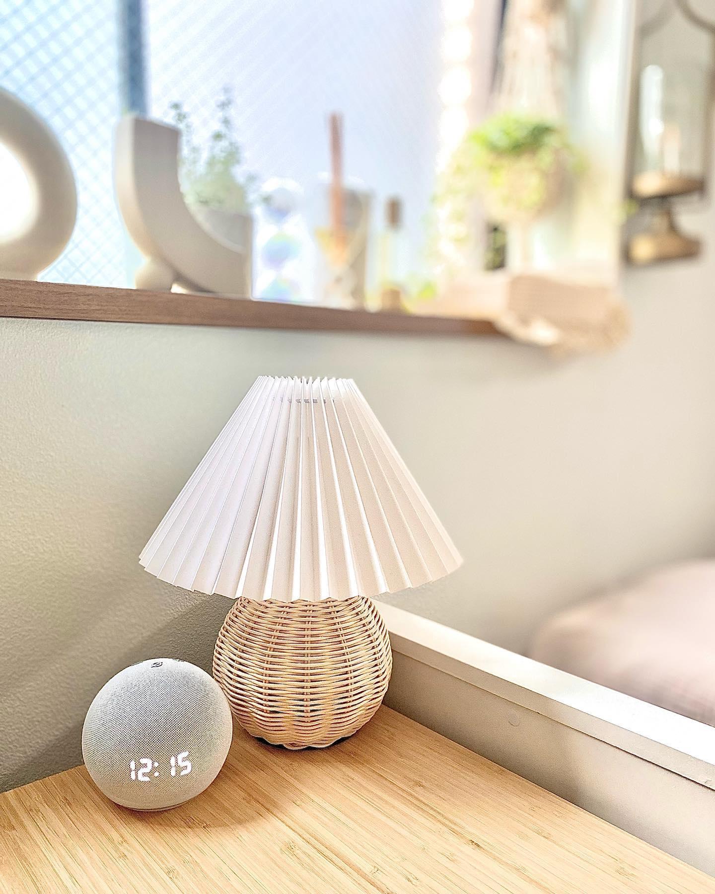 Rattan Pleated Table lamp ∅ 9.4″ x H 11″ / Dia 24cm x H 28cm / White & Nature rattan / USB Plug 灯具