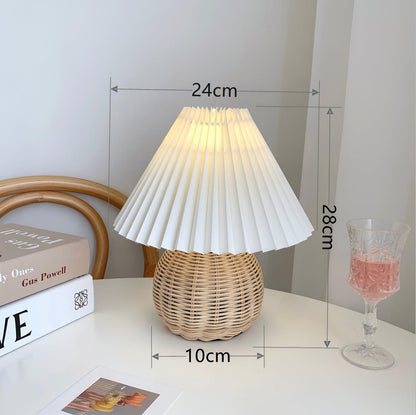 Rattan Pleated Table lamp ∅ 9.4″ x H 11″ / Dia 24cm x H 28cm / White & Nature rattan / USB Plug 灯具