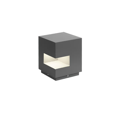 Regular Cube Post Outdoor Light L 7.3″ x W 7.3″ x H 7.9″ / L 18.5cm x W 18.5cm x H 20cm / Model A: Wired Version / Warm