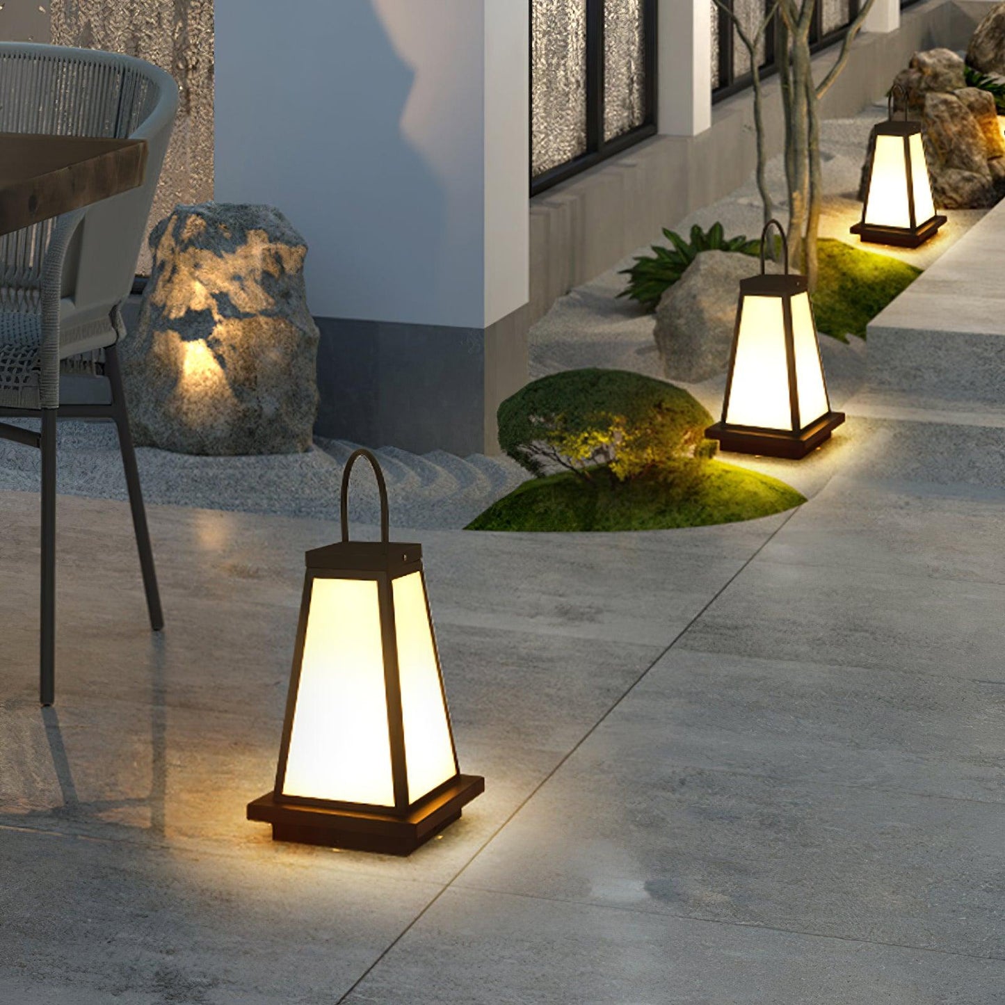 Roam Lantern Garden Outdoor Lamp ∅ 9.8″ x H 19.7″ / Dia 25cm x H 50cm / Black & White / Warm Light Table lamp