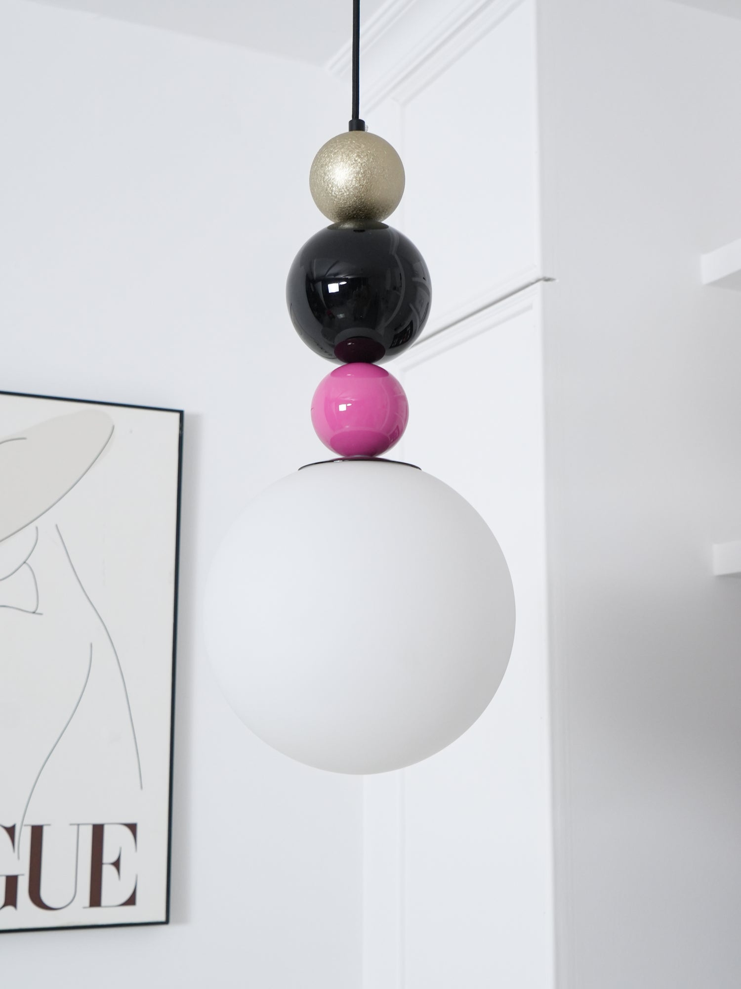 Round Balls Stacking Pendant Lamp ∅ 9.8″ x H 22.8″ / Dia 25cm x H 58cm / Pink & Black Pendant light