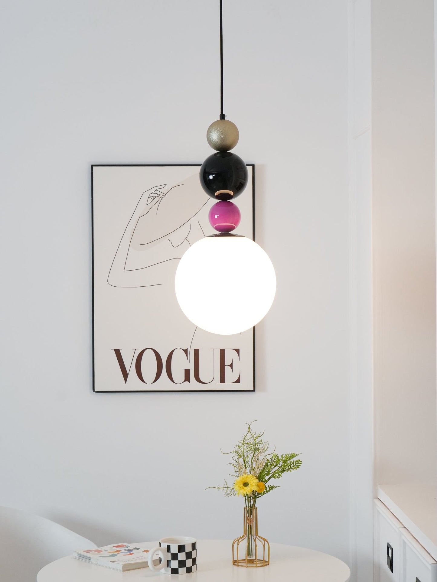 Round Balls Stacking Pendant Lamp ∅ 9.8″ x H 22.8″ / Dia 25cm x H 58cm / Pink & Black Pendant light
