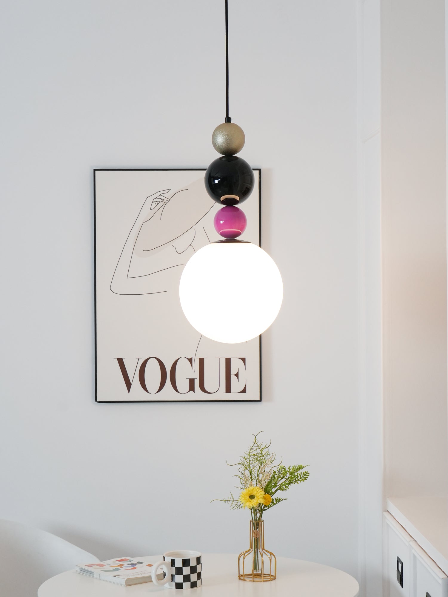 Round Balls Stacking Pendant Lamp ∅ 9.8″ x H 22.8″ / Dia 25cm x H 58cm / Pink & Black Pendant light