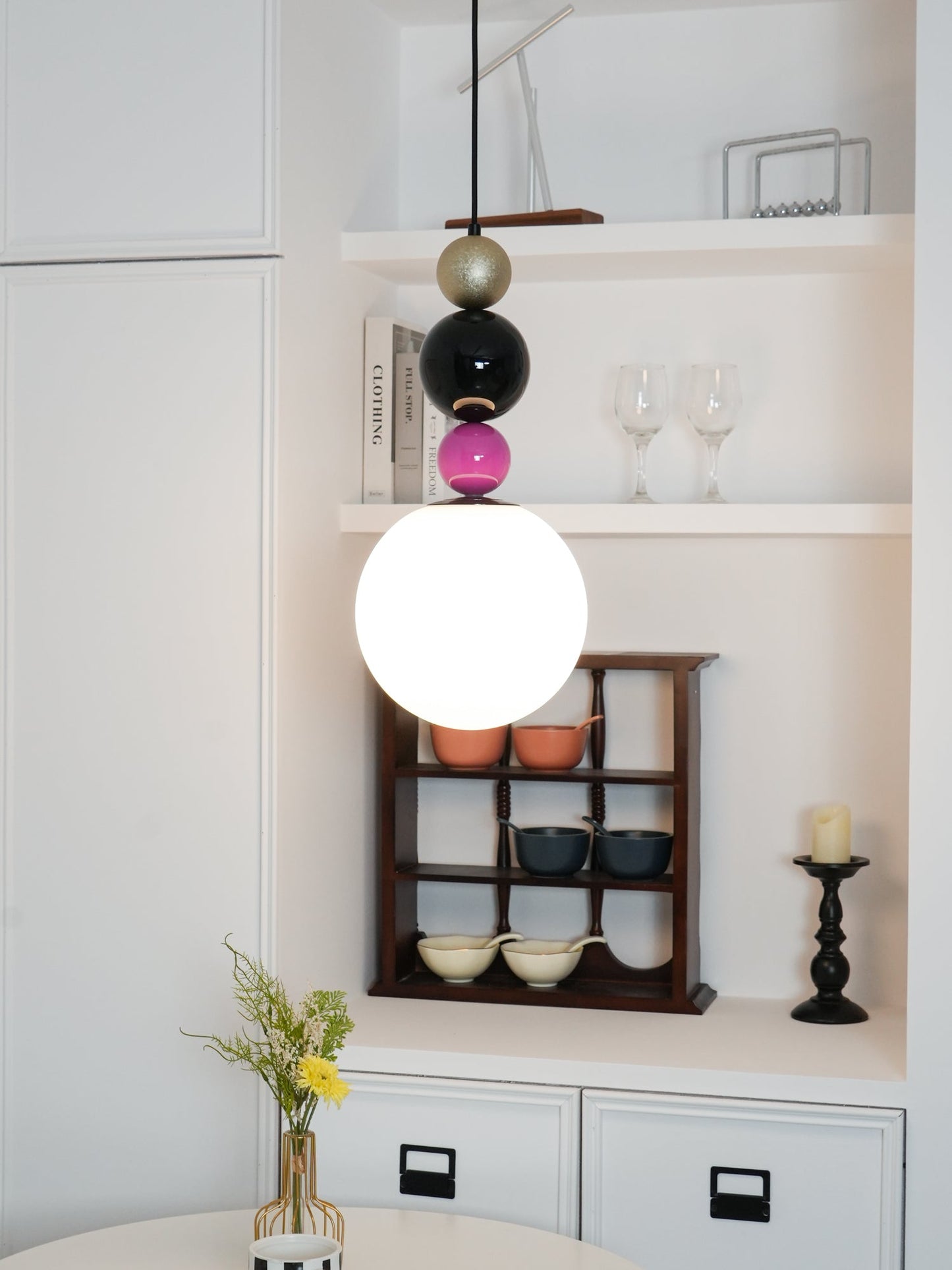 Round Balls Stacking Pendant Lamp ∅ 9.8″ x H 22.8″ / Dia 25cm x H 58cm / Pink & Black Pendant light