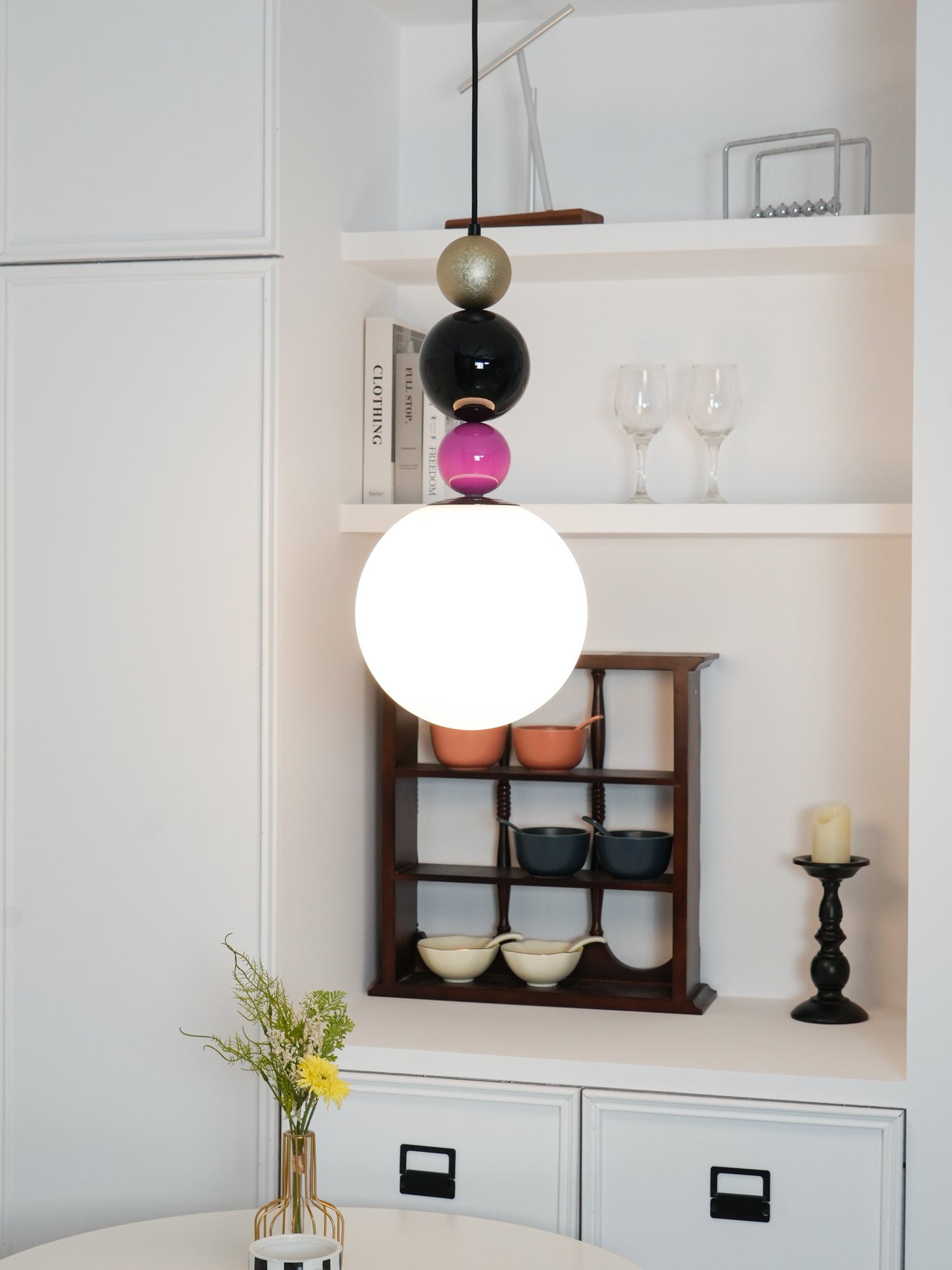Round Balls Stacking Pendant Lamp ∅ 9.8″ x H 22.8″ / Dia 25cm x H 58cm / Pink & Black Pendant light