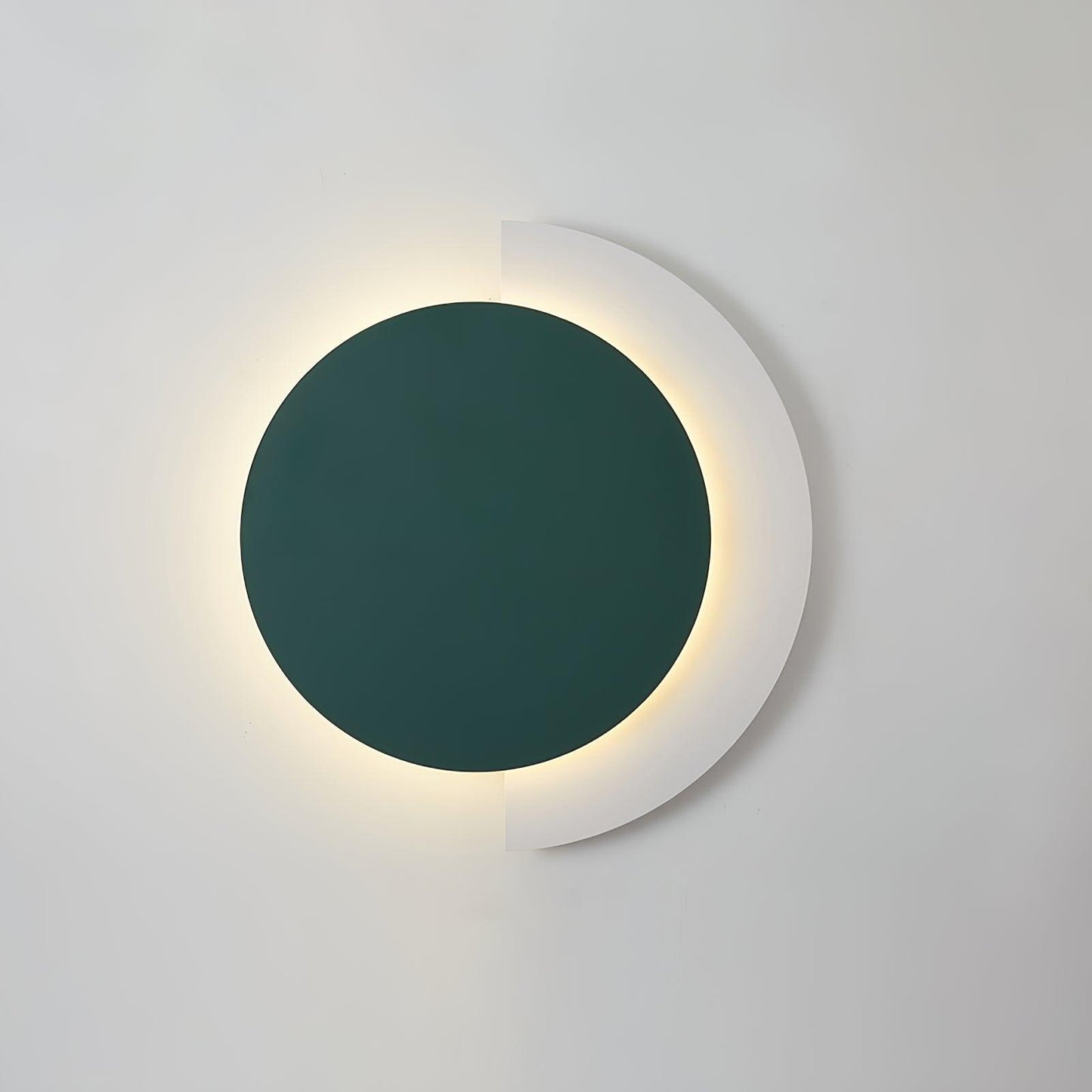 Rounded Abstract Art Sconce ∅ 8.1″ x H 12″ / Dia 20.5cm x H 30.5cm / Green + White / Warm Light Wall lamp