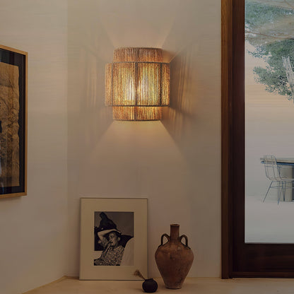 Rustic Weave Wall Lamp ∅ 9.1″ x H 9.8″ / Natural hemp color 1001 Wall lamp