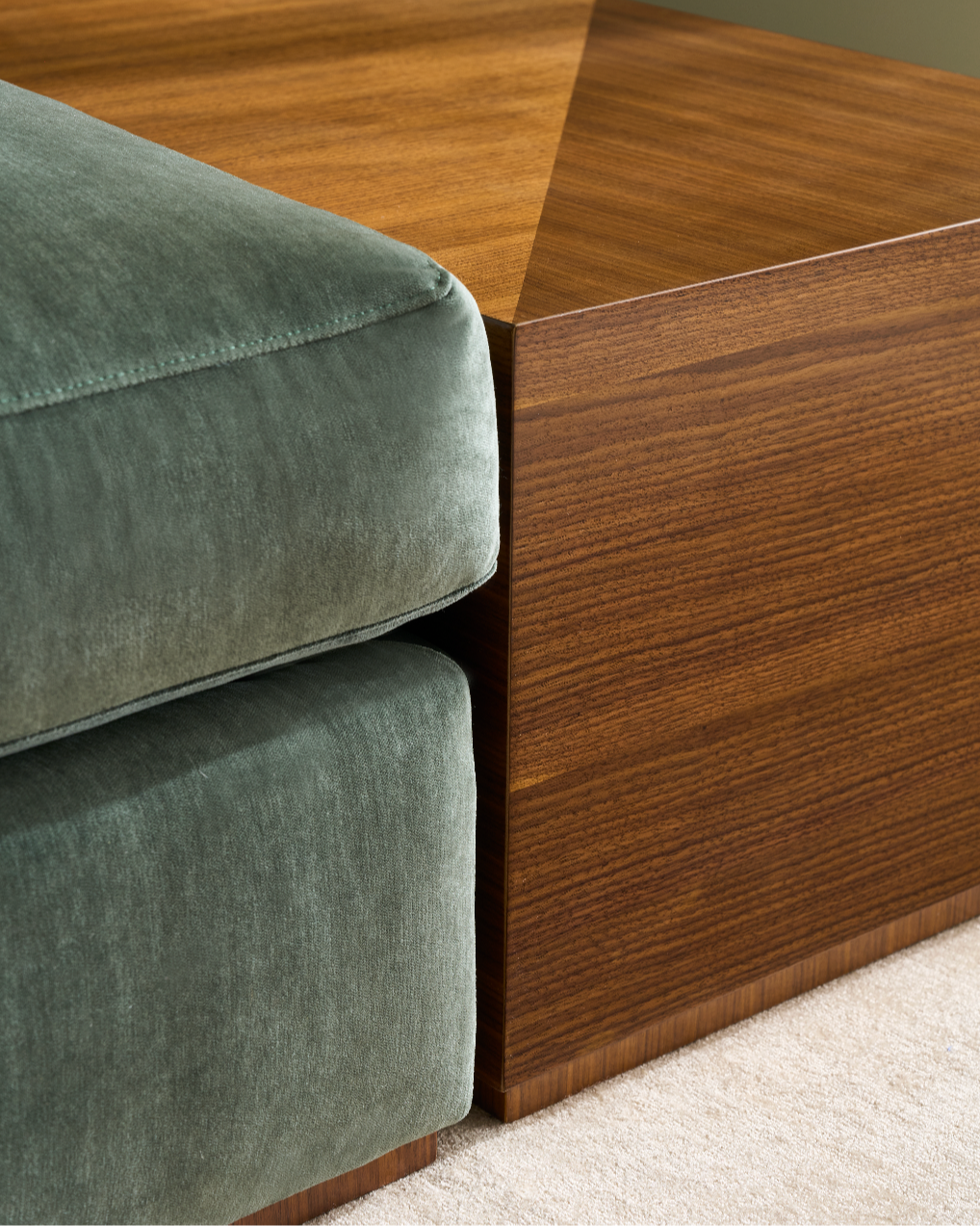 Bello 4PC Sectional