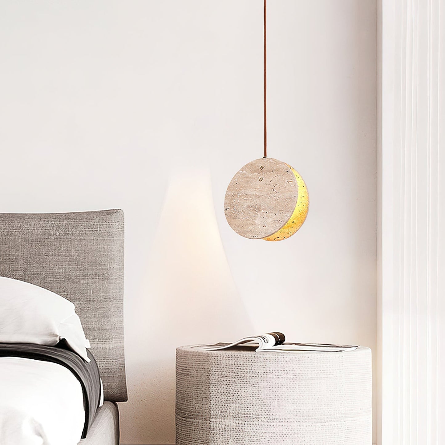 Solstice Stone Pendant Light ∅ 7.9’’ x H 7.9’’ / Yellow Travertine pendant Lamp