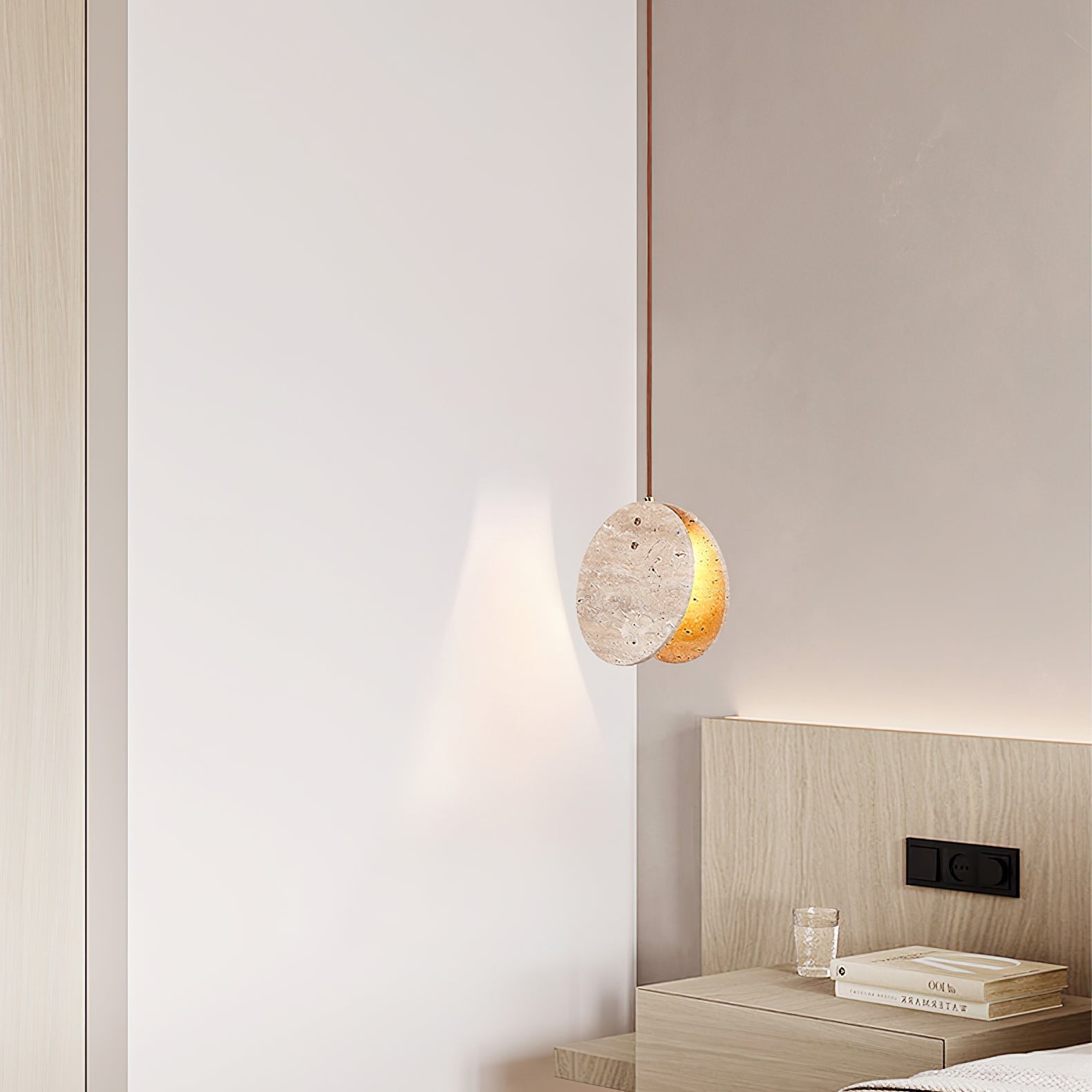 Solstice Stone Pendant Light ∅ 7.9’’ x H 7.9’’ / Yellow Travertine pendant Lamp