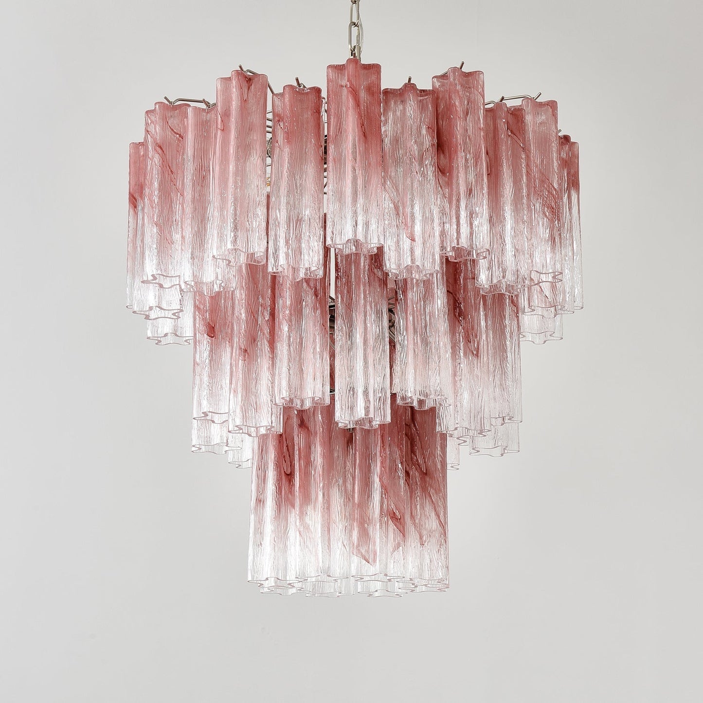 Starlight Rose Chandelier Dia 66cm x H 68cm / ∅ 26.1″ x H 26.8″ / Pink & Chrome Chandelier