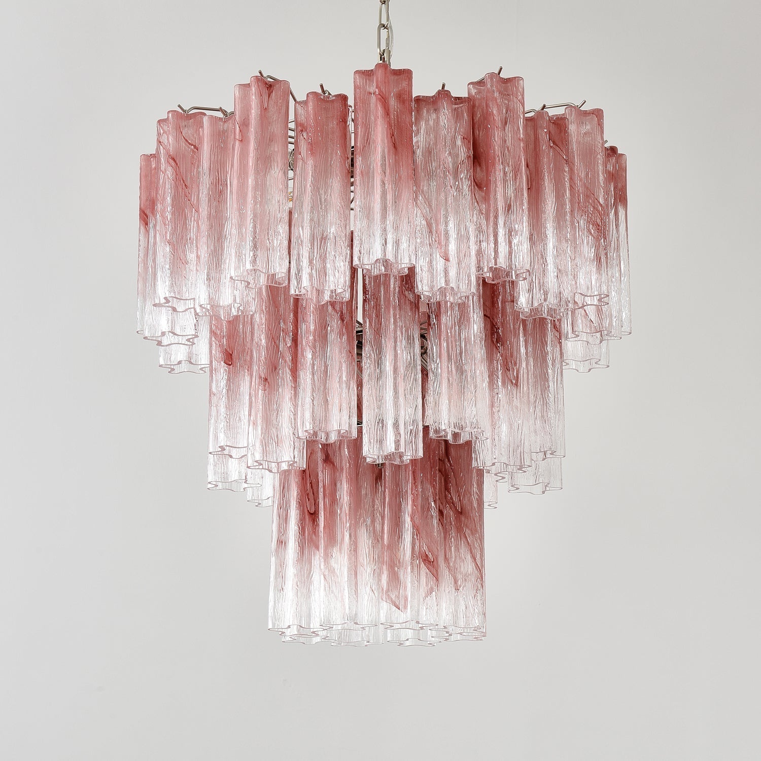 Starlight Rose Chandelier Dia 66cm x H 68cm / ∅ 26.1″ x H 26.8″ / Pink & Chrome Chandelier