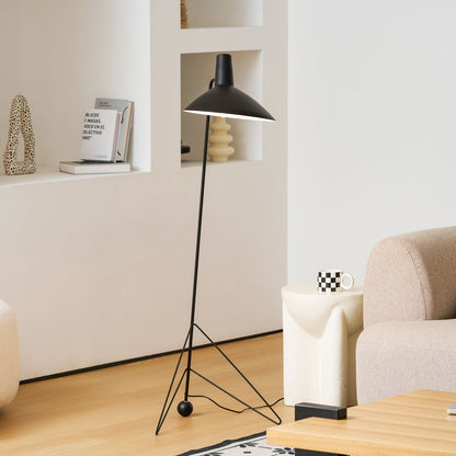 Svelte Noir Floor Lamp