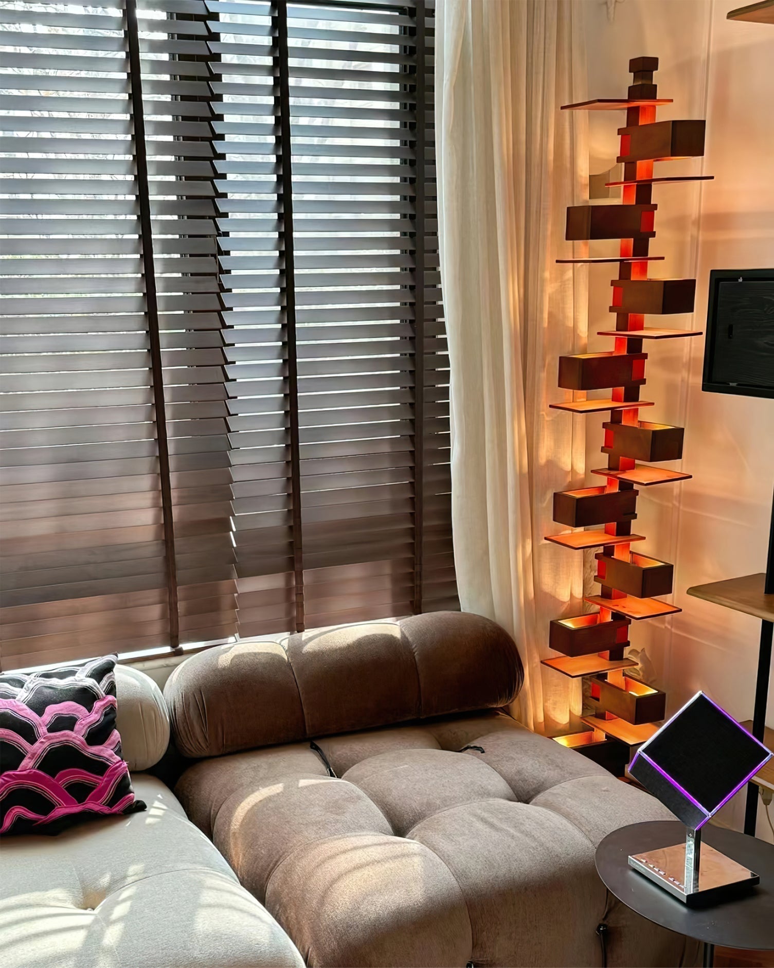 Taliesin Floor Lamp Floor lamp