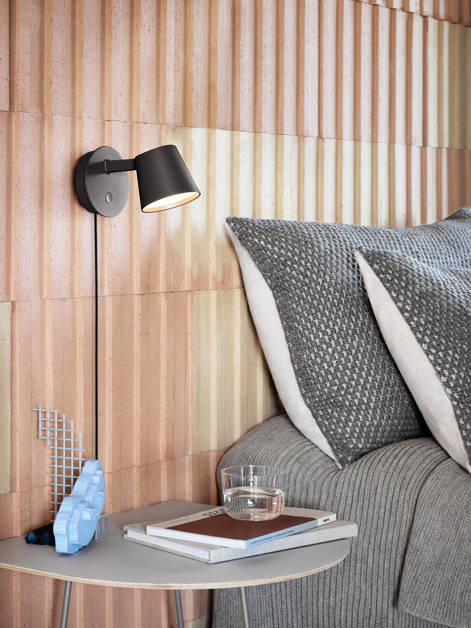 Tip Plug-In Wall Lamp Wall lamp