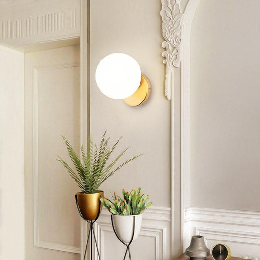 Tip of The Tongue Wall Lamp Wall lamp