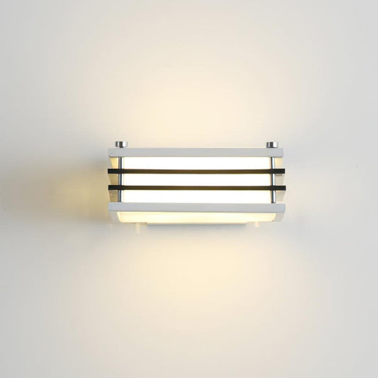 Toast Wall Lamp L 15cm x W 14cm x H 6cm / L 5.9″x W 5.5″ x H 2.4″ / Black & White / Warm Light Wall lamp
