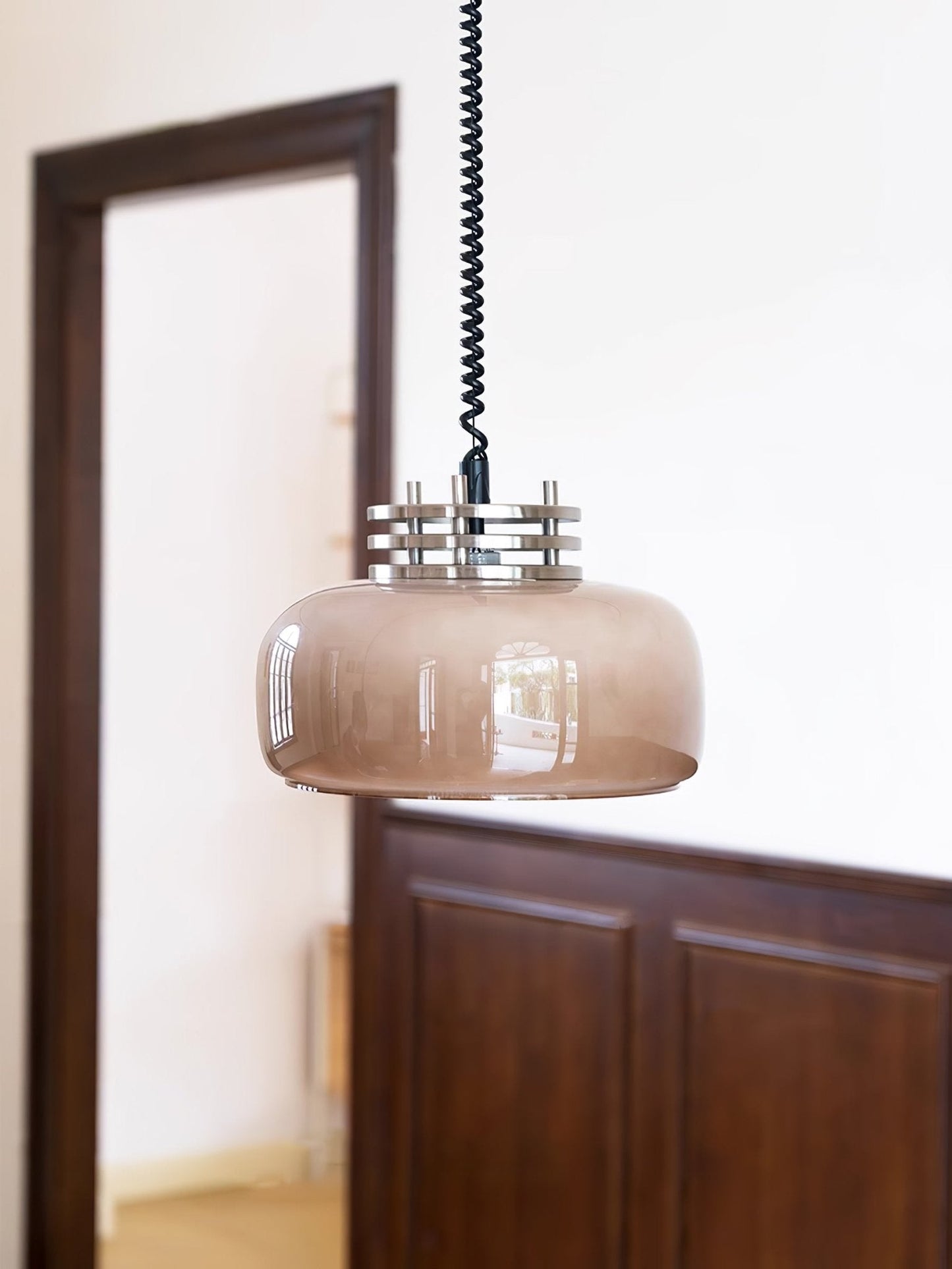 Ebb Pendant Lamp ∅ 13.8″ x H 9.4″ / Dia 35cm x H 24cm / Chrome & Light brown Pendant light